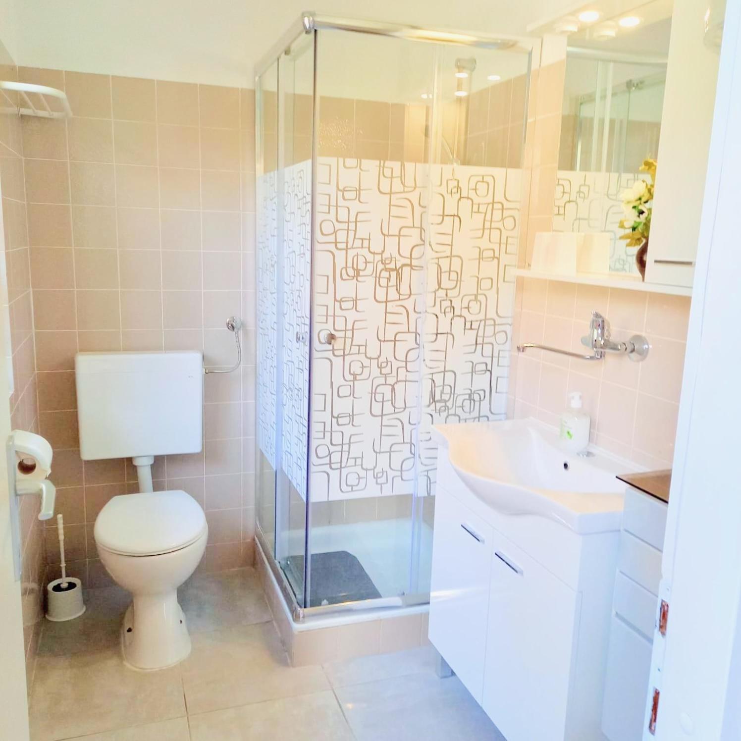 Miabella House - 2 Bedrooms And Terrace เบรชิตเซ ภายนอก รูปภาพ